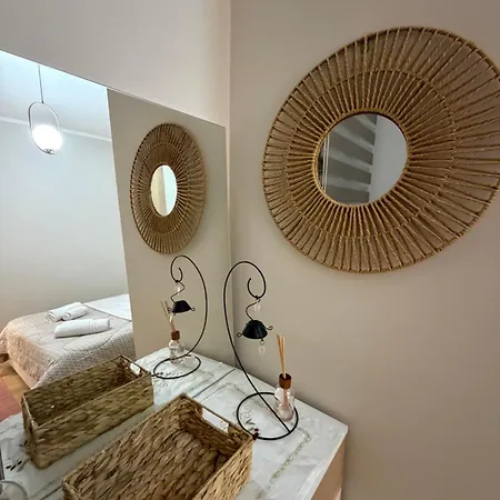 Luxury 9 Near Square 21 Apartman