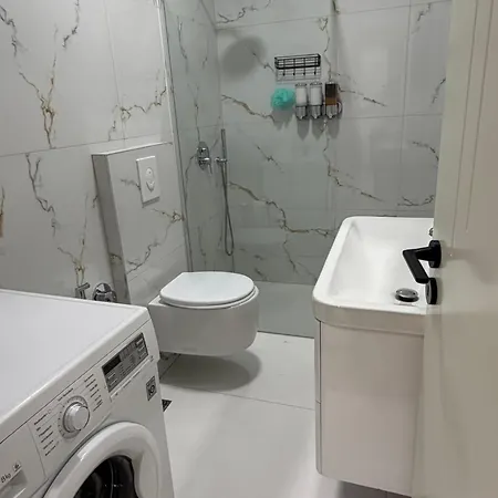 Lägenhet Luxury 9 Near Square 21 Tirana